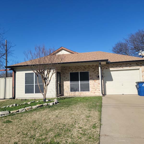 710 W. Waco, Ennis, TX